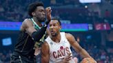 Hornets rally in fourth, beat playoff-bound Cavaliers 106-95