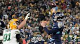 Tannehill leads Titans to 27-17 victory over Packers