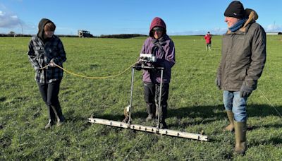 Archaeologists to dig for medieval building on farm