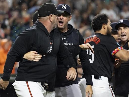 Benches clear in the 9th inning as the Yankees top the Orioles in a matchup of slumping contenders
