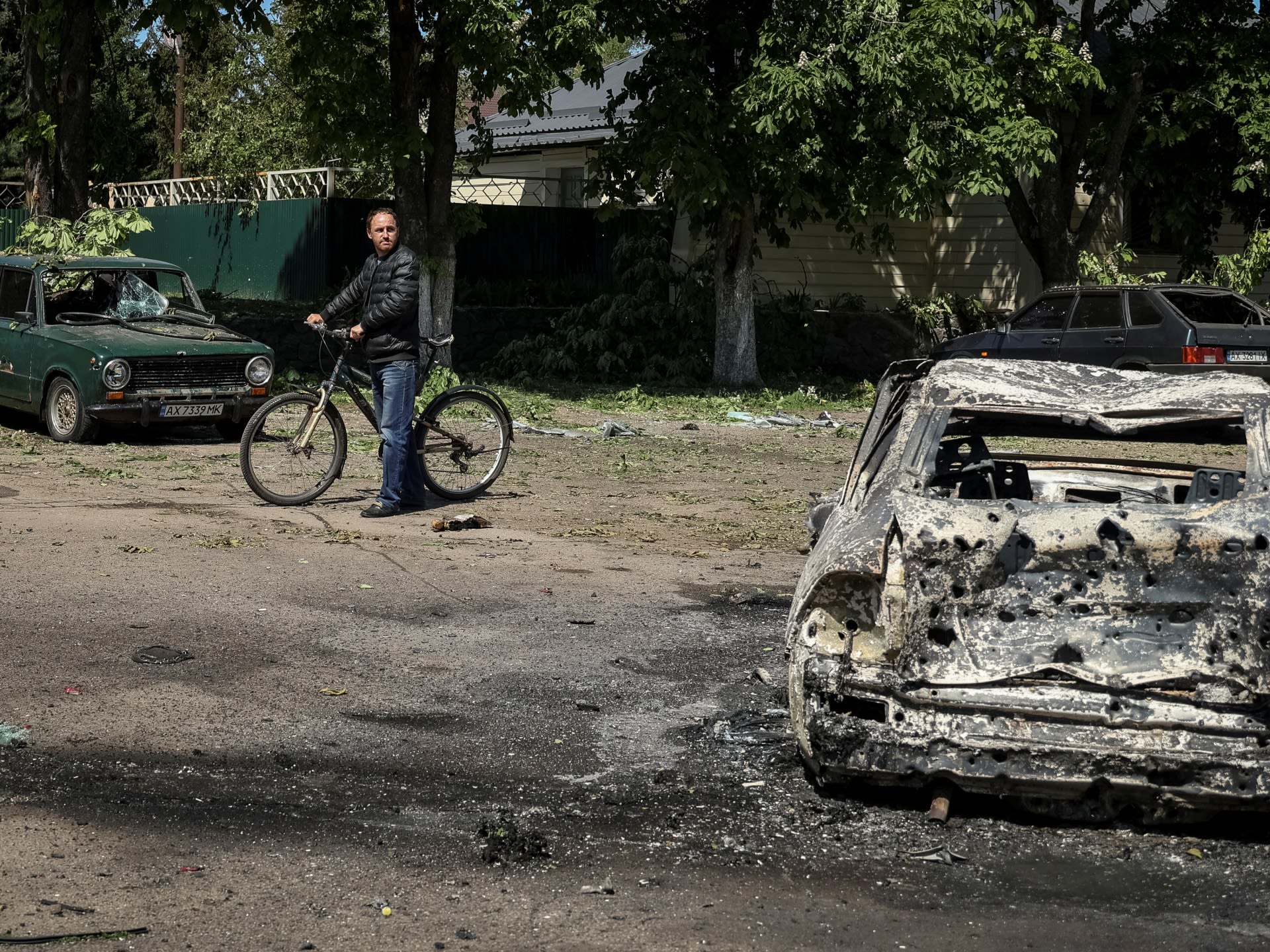 Russia seizes more ground in Ukraine’s east as Kyiv’s forces await supplies