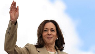 Kamala to Meet With Major Dem Donors in ‘Short-Notice’ Call