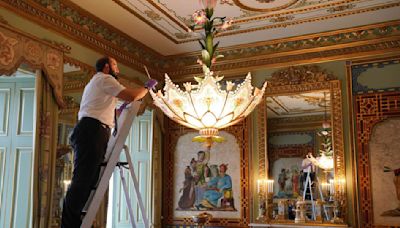 Rooms behind Buckingham Palace famous balcony open to public for first time