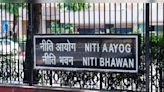 Govt reconstitutes Niti Aayog; Agriculture Minister Shivraj Singh Chouhan is the new ex officio member - CNBC TV18