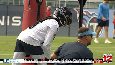 Titans Receiver DeAndre Hopkins May Be Sidelined Four to Six Weeks - WDEF