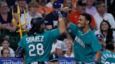 Suárez hits two-run homer as Mariners hold on for 7-6 win over Astros to complete series sweep
