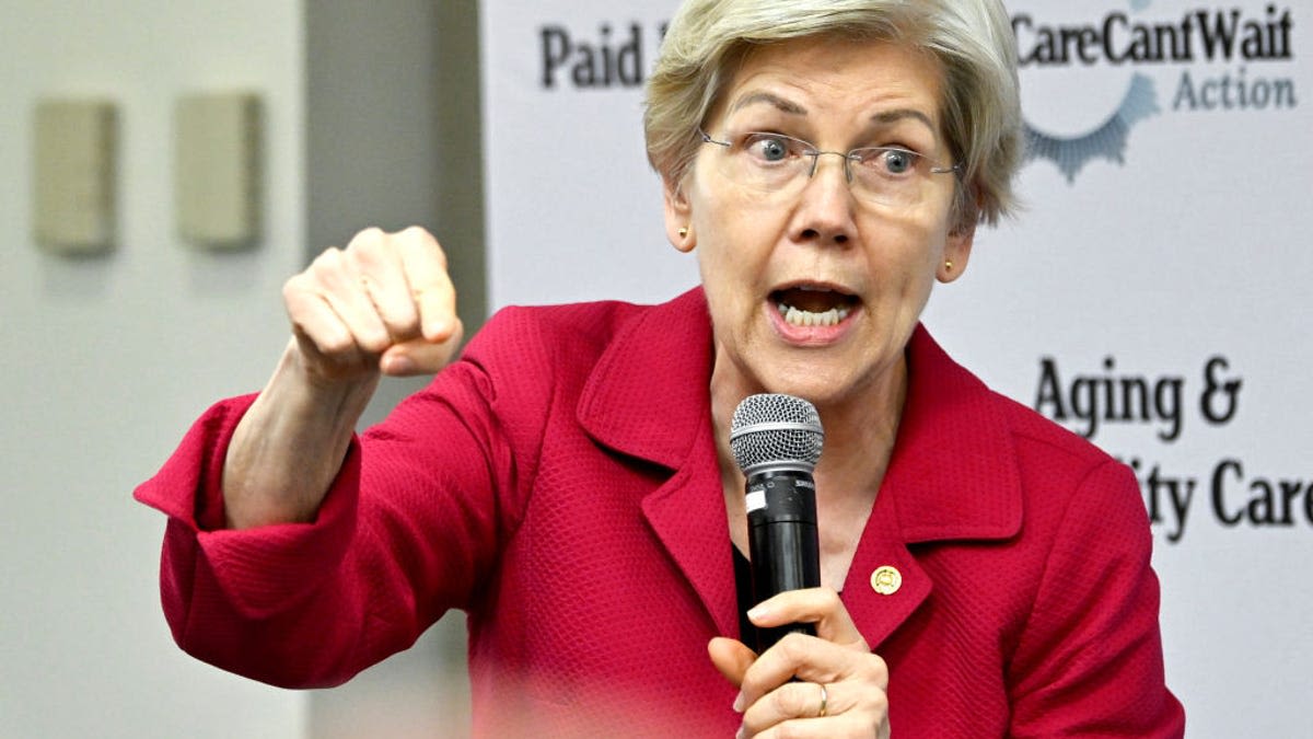 Elizabeth Warren accuses Fed Chair of doing banking industry's bidding