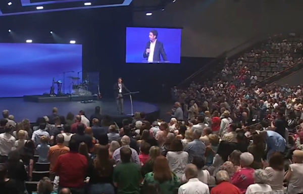 Gateway Church elders apologize to woman who accused Pastor Robert Morris of sexual assault