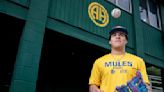 Alamo Heights’ Robles uses family to push him to new heights