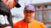 Bakich reacts to ejections, umpires in Clemson Super Regional