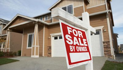 High mortgage rates, low inventory lead to 7.4% drop in home sales in Massachusetts