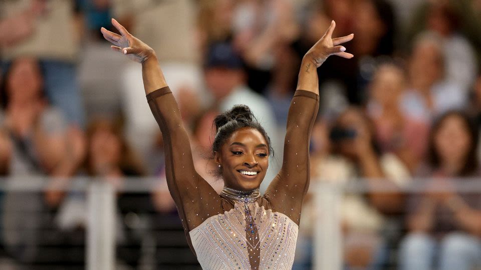 Simone Biles dominates as she wins her record-extending 9th all-around national title