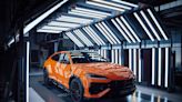 2025 Lamborghini Urus Now Comes in a 789-HP Plug-In-Hybrid Version