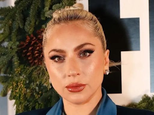 Lady Gaga eligió a un diseñador argentino para presentar su nueva película en Los Ángeles e hizo una divertida comparación