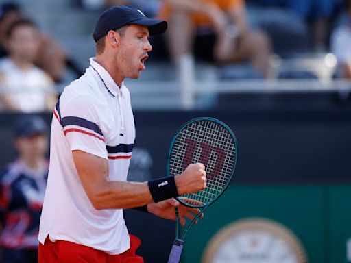 En vivo: Jarry enfrenta a Tsitsipas por el paso a las semifinales del Masters de Roma - La Tercera