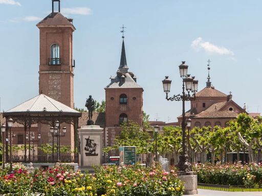 Un viaje literario y temático de 35 minutos que conecta Madrid con esta ciudad que es Patrimonio de la Humanidad