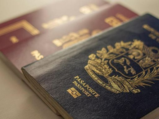 Revelan cuánto cuesta el pasaporte para venezolanos en Colombia; deben tenerlo al día