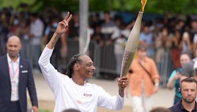 Snoop dogg porta la antorcha en los Juegos Olímpicos en París