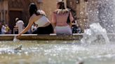 El calor llega a España con temperaturas más propias del verano: estas son las comunidades que superarán los 30ºC