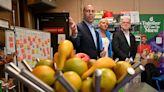 Dem House Leader Hakeem Jeffries makes visit to Worcester