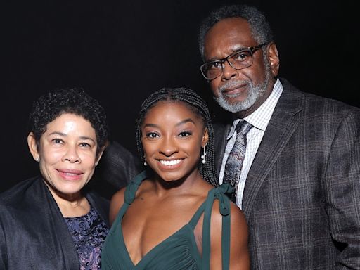 What to know about Simone Biles' parents, siblings and husband Jonathan Owens