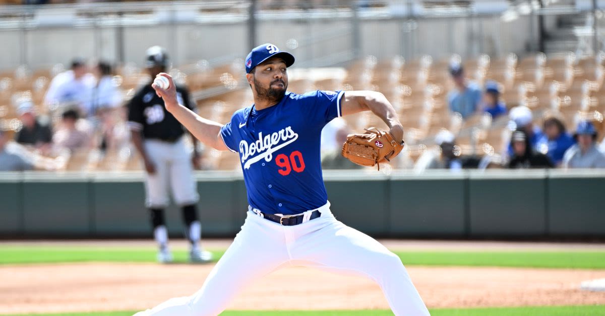 Dodgers call up Michael Petersen & J.P. Feyereisen as relief for busy bullpen