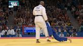 El combate de judo que se volvió viral en París 2024 entre el tricampeón olímpico y un oponente que pesa 60 kilos menos