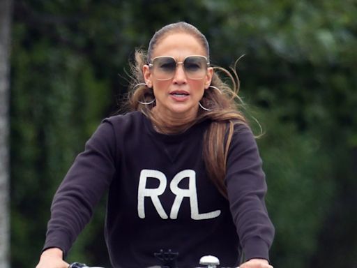 Jennifer Lopez Goes Biking Amid Ben Marriage Trouble