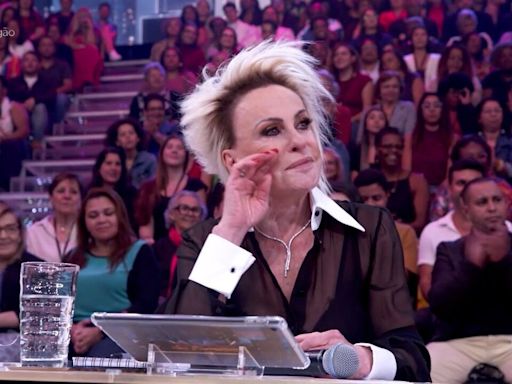 Ana Maria Braga chora com a apresentação de Tati Machado no Dança dos Famosos