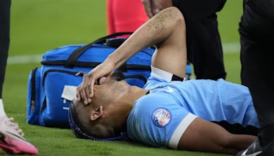 Uruguay confirmó "lesión muscular" de Ronald Araujo que lo deja fuera de la Copa América - El Diario NY