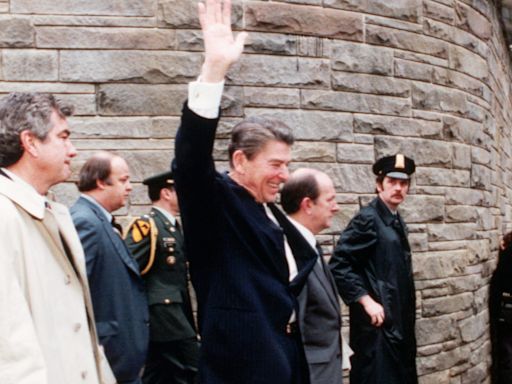 The public is outraged the Secret Service appeared to allow a shooter a clear shot of Trump. After Reagan was shot, the agency was widely praised.