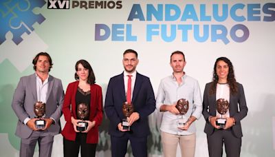 El Grupo Joly y CaixaBank entregan los Premios Andaluces del Futuro a cinco promesas de éxito asegurado