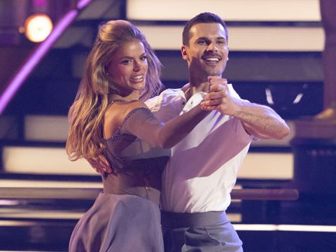 ‘Dancing with the Stars’ Soul Train Night recap: Who gave the best performances, and whose soul trains derailed? [Updating Live Blog]