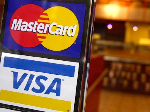 Federal judge rejects $30 billion settlement between Visa, Mastercard and retailers