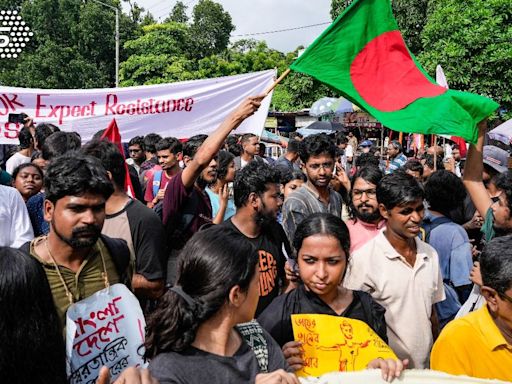 火燒電視台！全國大斷網！ 孟加拉學生「爭工作權」已45死