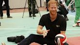 Harry gets major cheers as he shows off volleyball skills