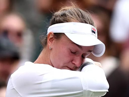 Wimbledon champ Barbora Krejickivoa pays emotional tribute to late coach who died of cancer at 49 - 'Knocking on her door changed my life'