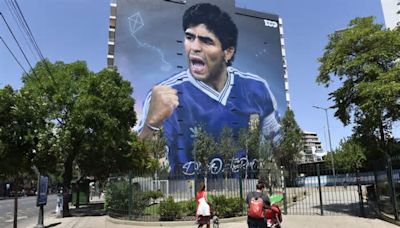 Un nuevo informe forense sobre la muerte de Maradona amenaza con dar un giro al caso