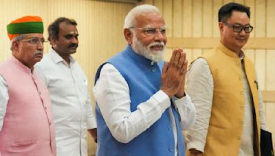 'Don't Behave Like Rahul Gandhi Did In Lok Sabha': PM Modi In Key NDA Meet