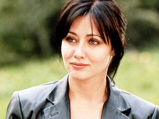 Alyssa Milano Pays Tribute to ‘Charmed’ Co-Star Shannen Doherty After ‘Complicated Relationship’: ‘The World Is ...