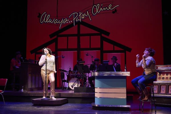 'Always... Patsy Cline' at Great Lakes Theater is a Fitting and Fun Tribute to the Artist