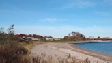 Man trying to drown 2 children on Connecticut beach is stopped by officers, police say