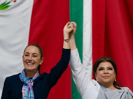 La presidenta Sheinbaum atestigua toma de Clara Brugada como alcaldesa de Ciudad de México