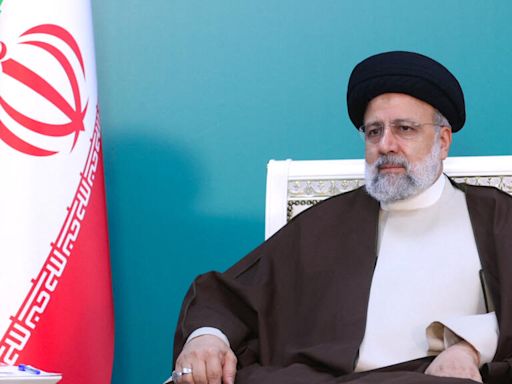 Crash en Iran : qui était Ebrahim Raïssi, président ultra-conservateur et autoritaire ?