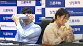 南韓棋士慘敗痛哭 女選手贏了「淡定吃香蕉」