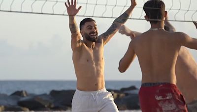 Virat Kohli, Rinku Singh Flaunt Abs On The Beach. Internet Can't Keep Calm - Watch | Cricket News