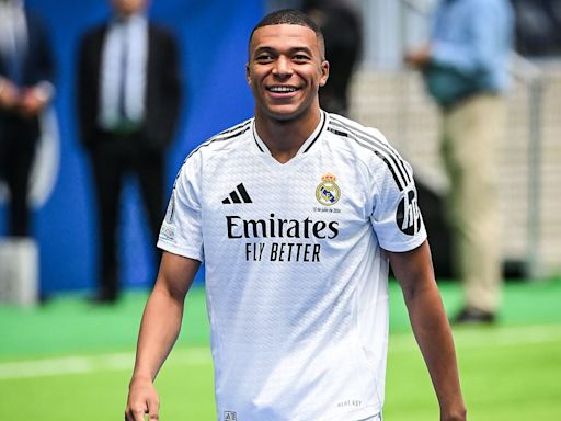 Real Madrid fans will 'be made to wait for Kylian Mbappe's debut'