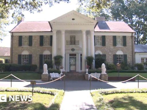 Elvis Presley's Graceland home in Tennessee to be auctioned
