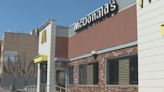 Menores de 12 y 13 años son baleados en un McDonald's, en El Bronx