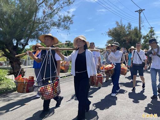 挑飯擔、放水燈 台灣最大水難祭典口湖牽水狀科儀超拔亡靈